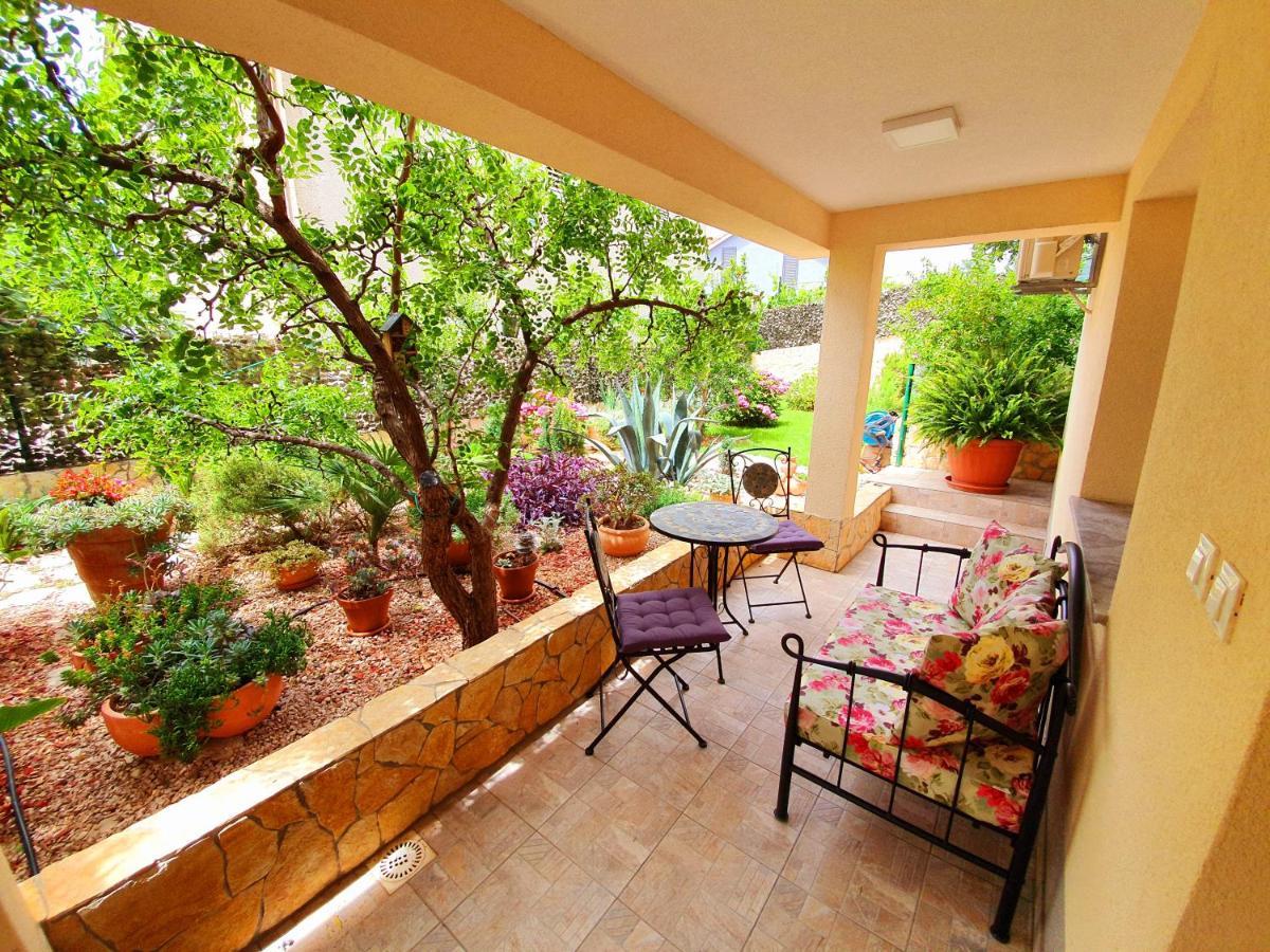 Apartment Tonka Sibenik Bagian luar foto