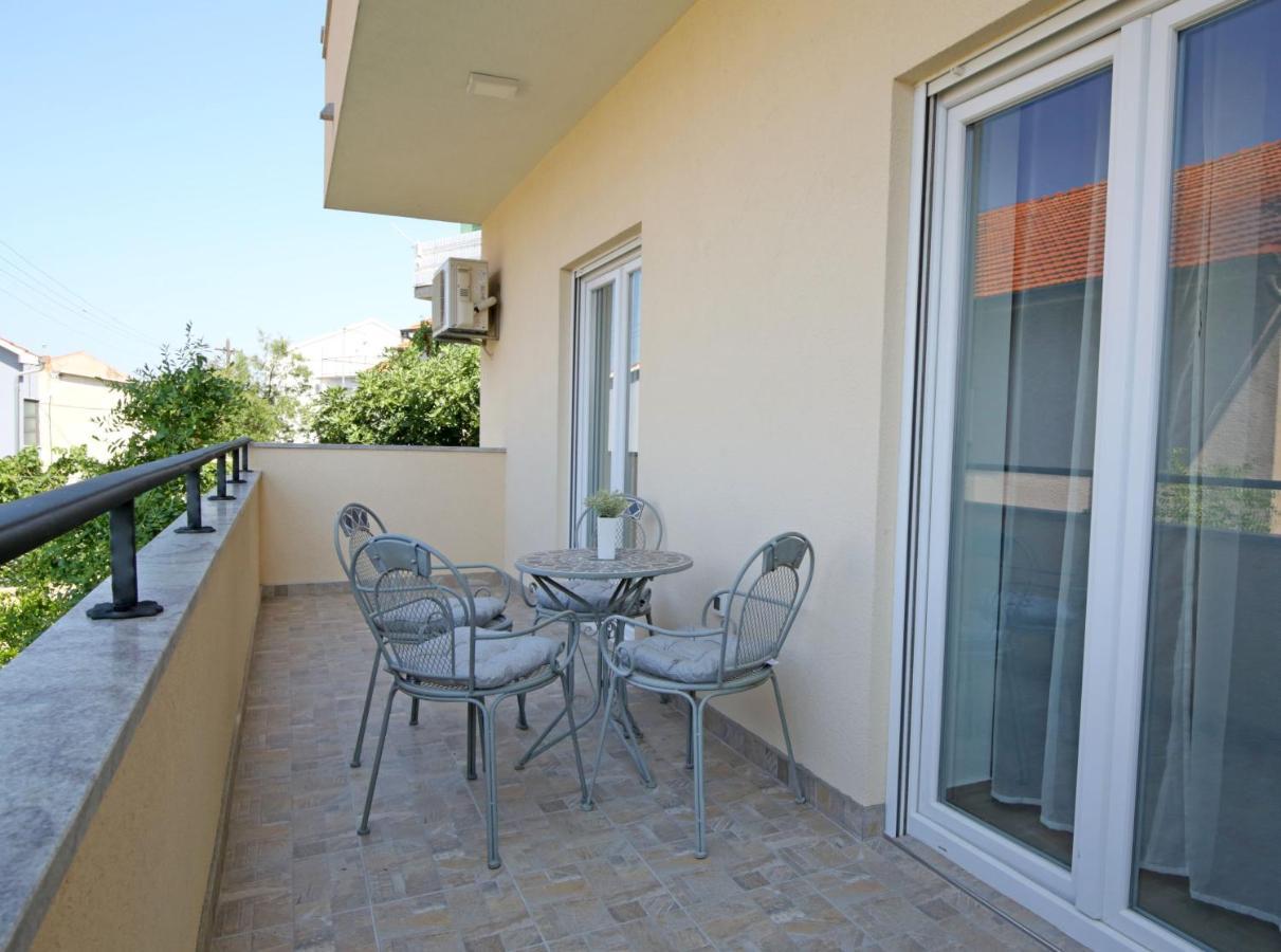 Apartment Tonka Sibenik Bagian luar foto